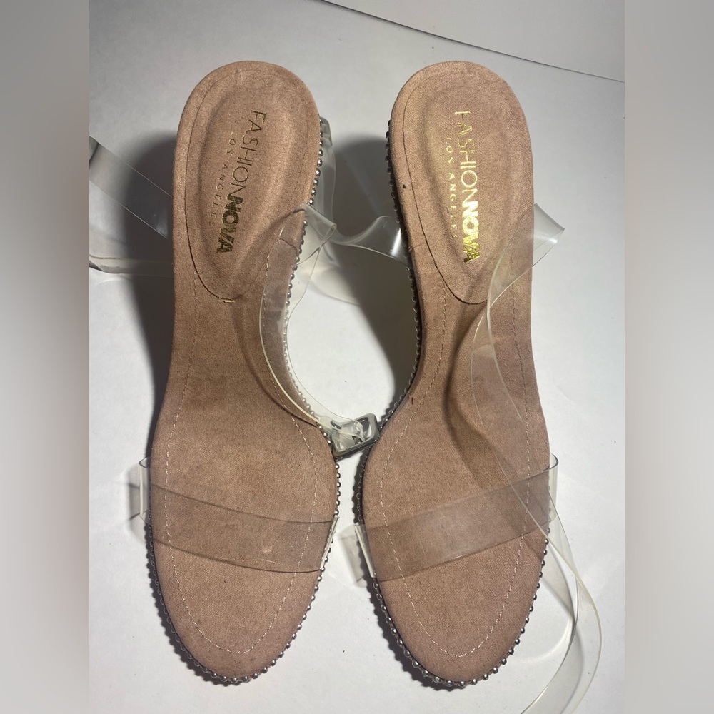Fashion nova heeled sandals- nude